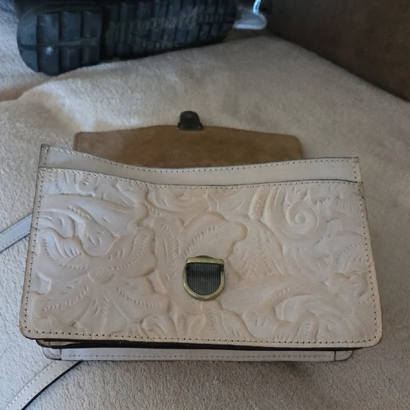 EUC! Patricia Nash Crossbody - Picture 3 of 10